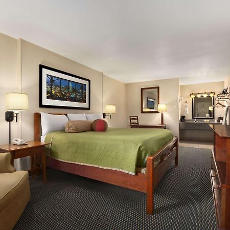Travelodge By Wyndham New Orleans Harvey Hotel Eksteriør billede