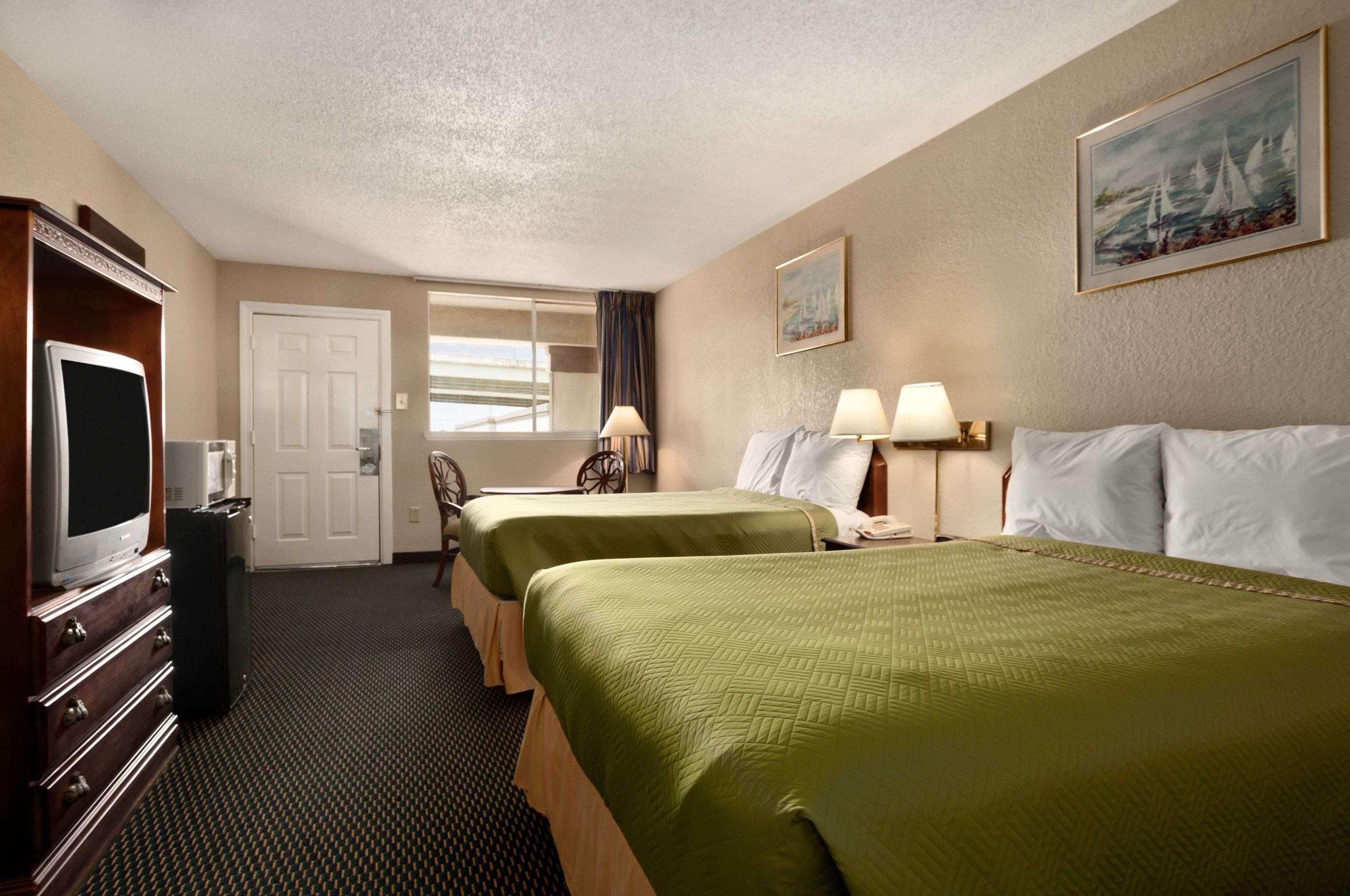 Travelodge By Wyndham New Orleans Harvey Hotel Eksteriør billede